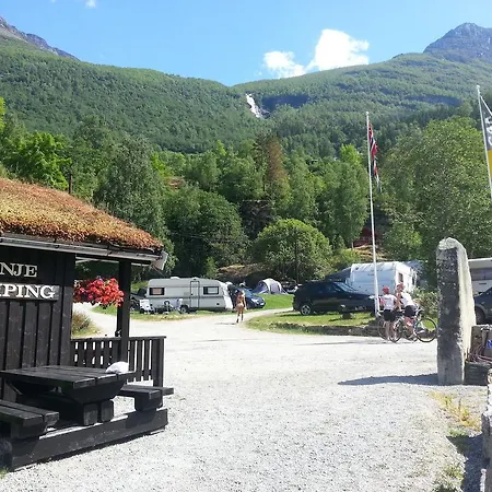 Vinje Parque de Campismo 3*